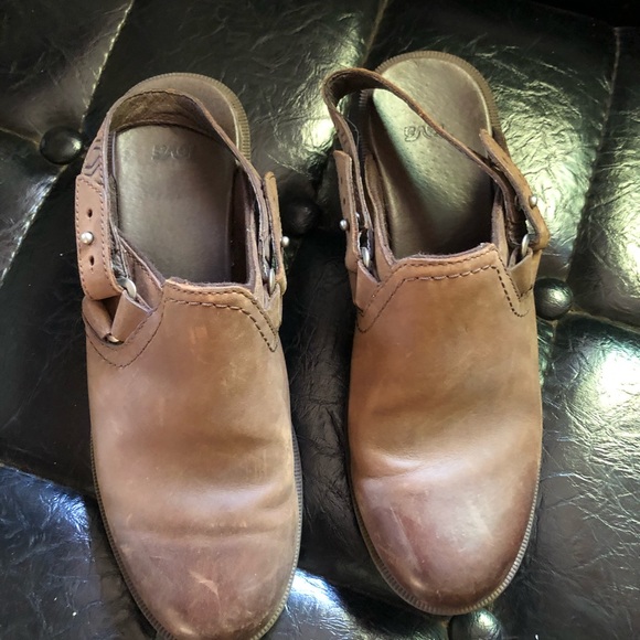 Slip on heeled booties - Picture 2 of 4